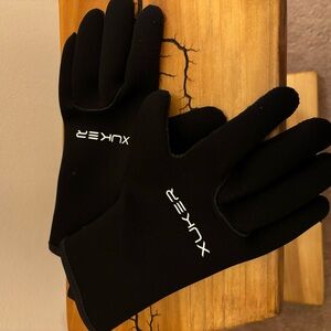 Xuker Black Neoprene Gloves